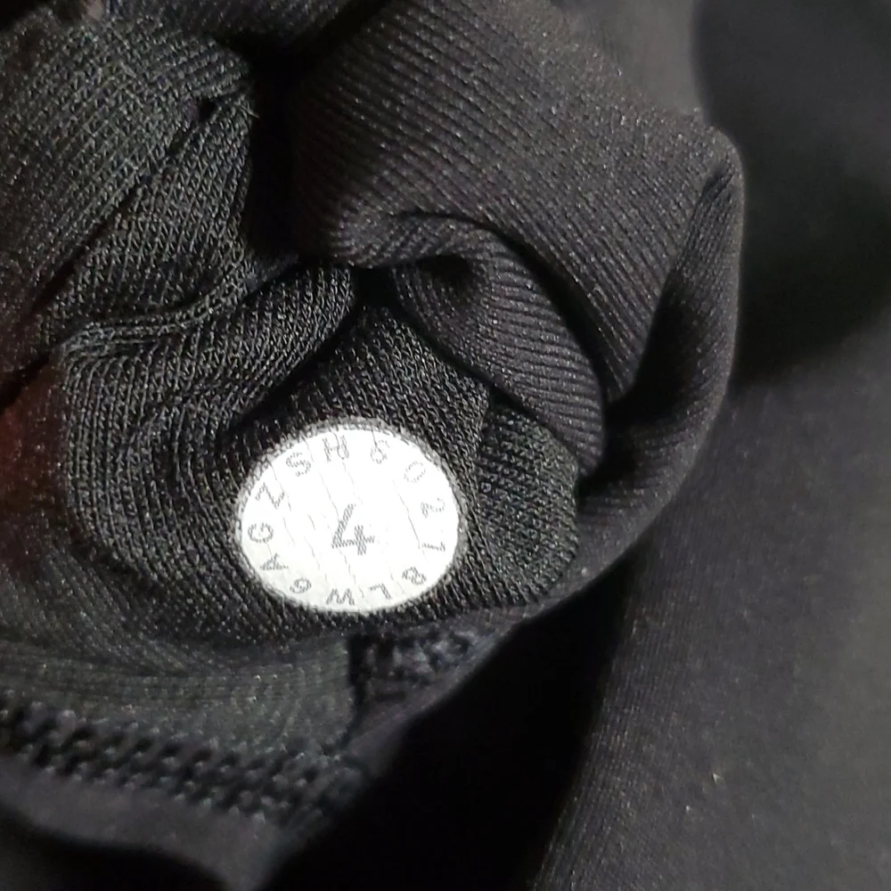 Lululemon Athletica black leggings women size 4